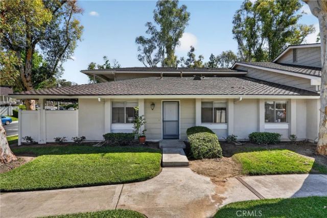 2374 Coventry, Fullerton, CA 92833