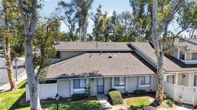 2374 Coventry, Fullerton, CA 92833
