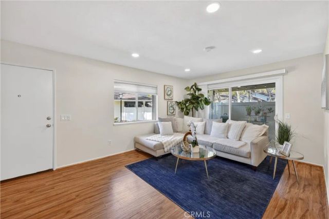 2374 Coventry, Fullerton, CA 92833