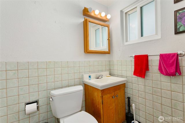 1424 S 45th Street, Tacoma, WA 98418