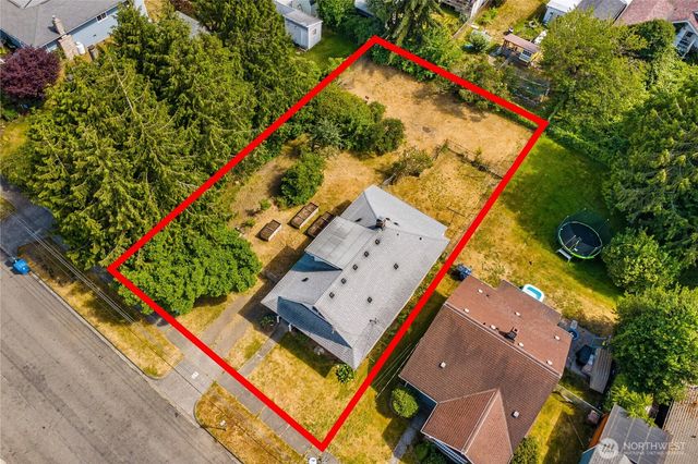 1424 S 45th Street, Tacoma, WA 98418
