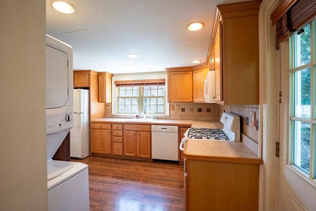 6 LETCHWORTH AVE, Yardley, PA 19067