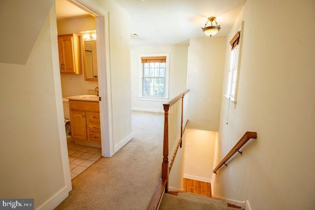 6 LETCHWORTH AVE, Yardley, PA 19067