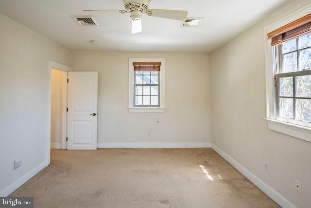 6 LETCHWORTH AVE, Yardley, PA 19067