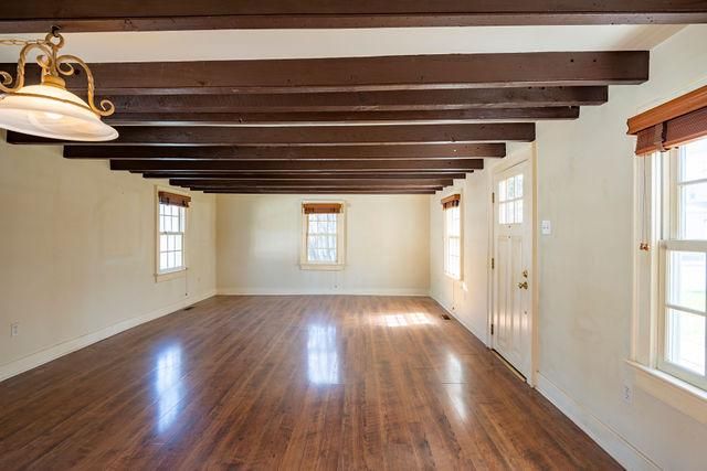 6 LETCHWORTH AVE, Yardley, PA 19067