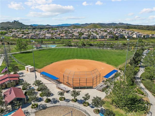 35628 Hawkeye St, Murrieta, CA 92563