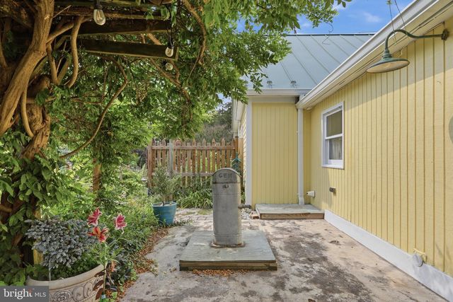 29674 OLD VALLEY PIKE, Strasburg, VA 22657