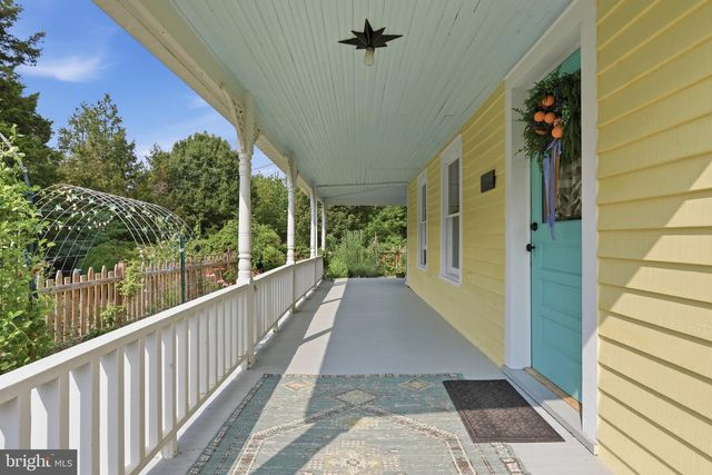 29674 OLD VALLEY PIKE, Strasburg, VA 22657