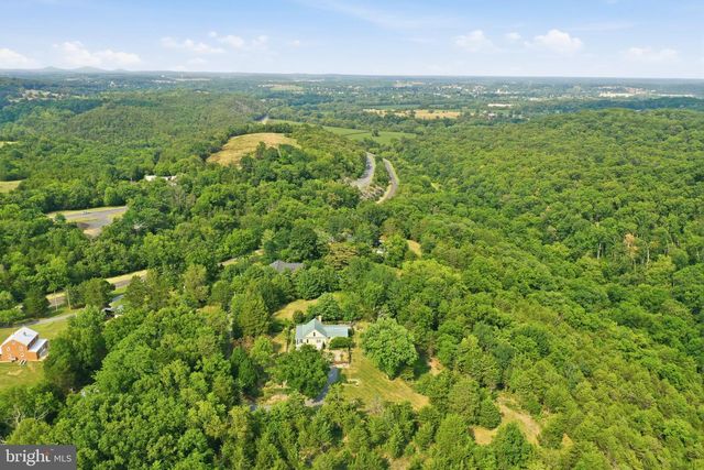 29674 OLD VALLEY PIKE, Strasburg, VA 22657
