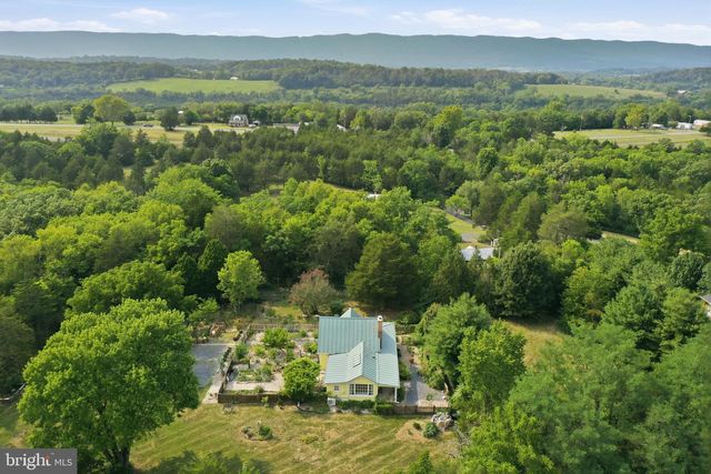 29674 OLD VALLEY PIKE, Strasburg, VA 22657