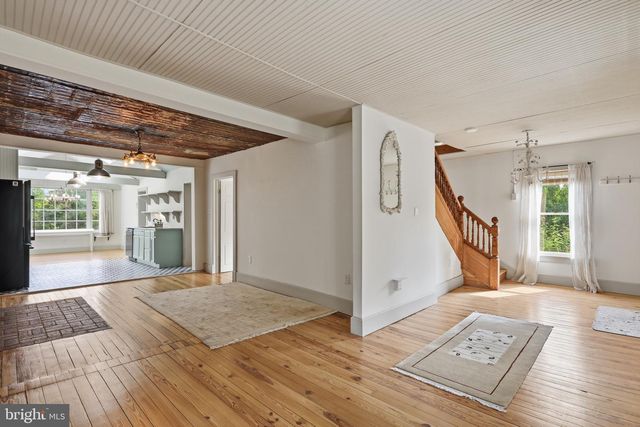 29674 OLD VALLEY PIKE, Strasburg, VA 22657