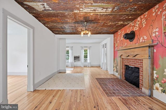 29674 OLD VALLEY PIKE, Strasburg, VA 22657