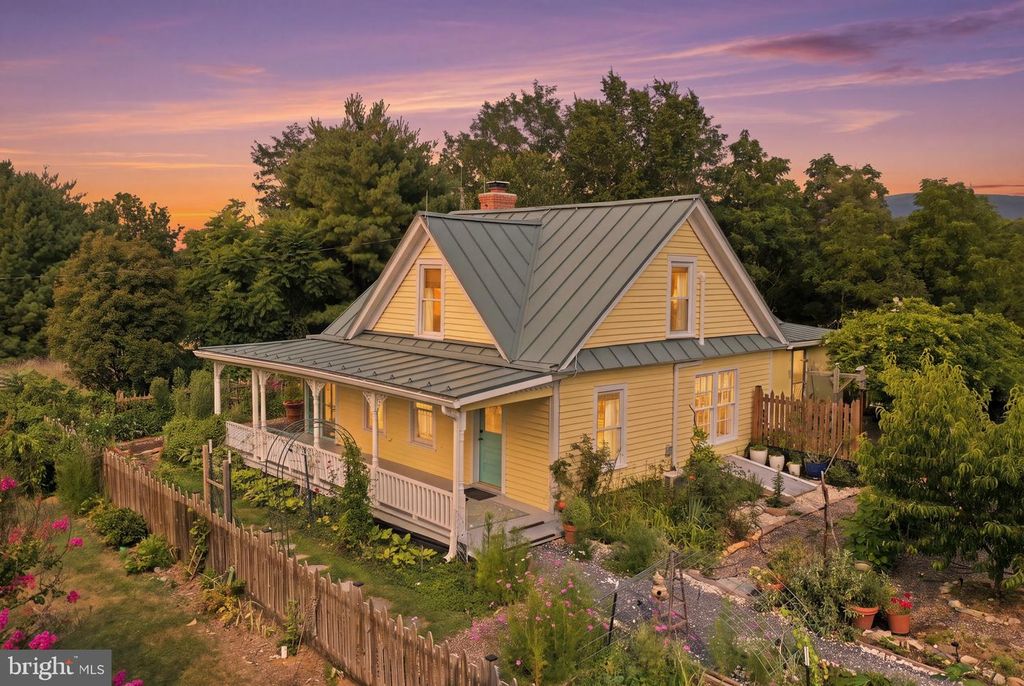 29674 OLD VALLEY PIKE, Strasburg, VA 22657