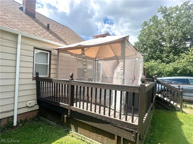 16721 Harvard Avenue, Cleveland, OH 44128