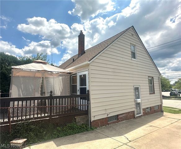 16721 Harvard Avenue, Cleveland, OH 44128