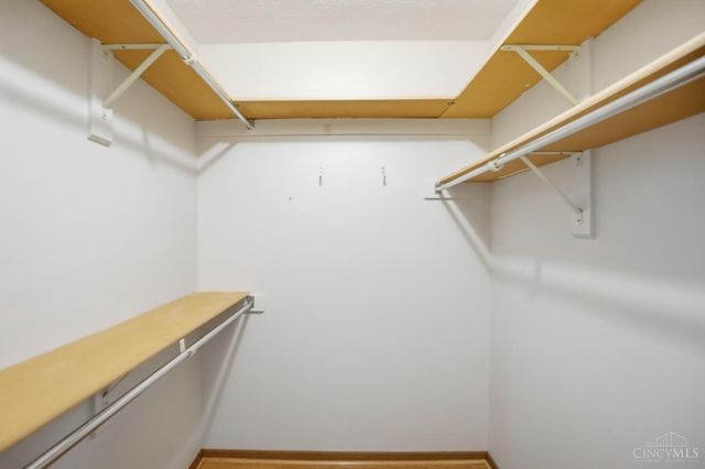 5160 Old Oak Trail, Delhi Twp, OH 45238