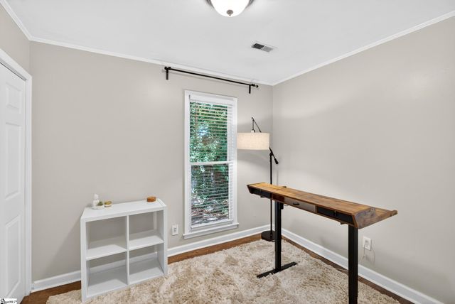 7 Burns Circle, Greenville, SC 29605