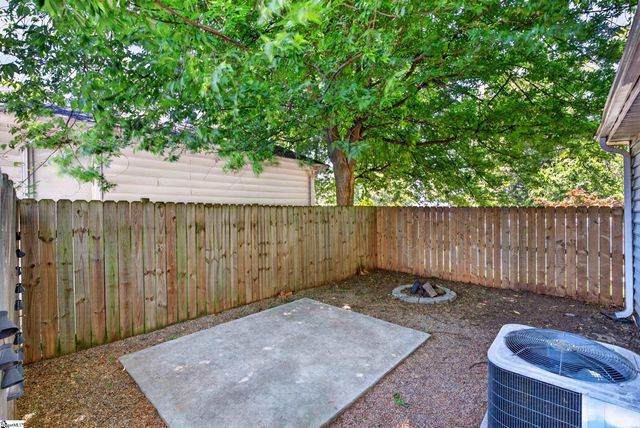 7 Burns Circle, Greenville, SC 29605
