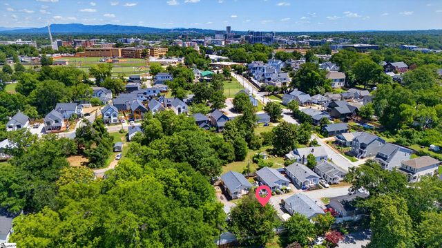 7 Burns Circle, Greenville, SC 29605