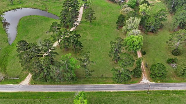 882 Four Notch Road, Huntsville, TX 77340