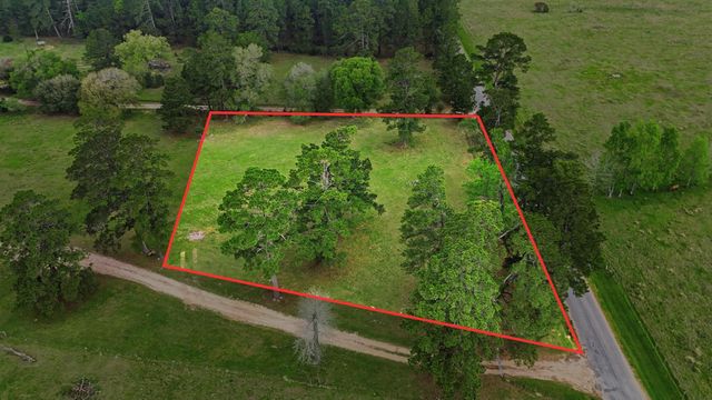 882 Four Notch Road, Huntsville, TX 77340