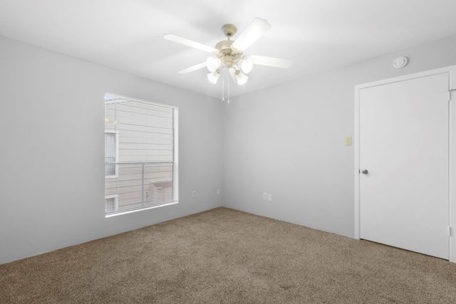 2100 Wilcrest Drive 226, Houston, TX 77042