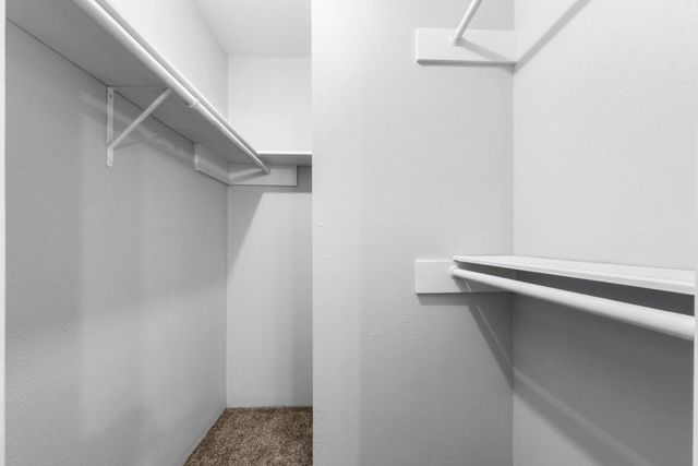 2100 Wilcrest Drive 226, Houston, TX 77042