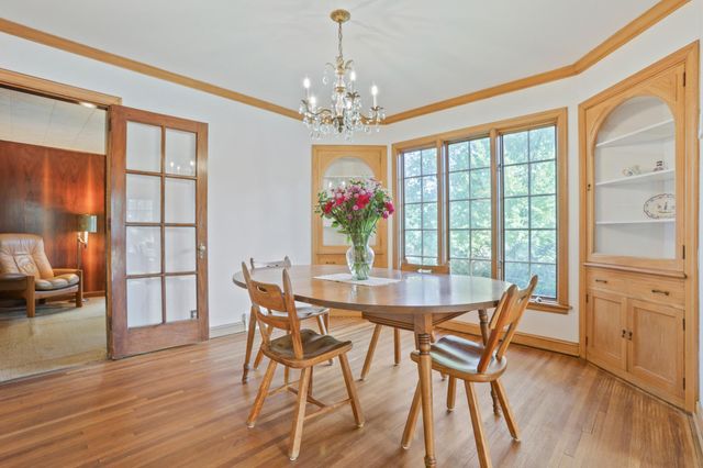 1393 Keston Street, Saint Paul, MN 55108