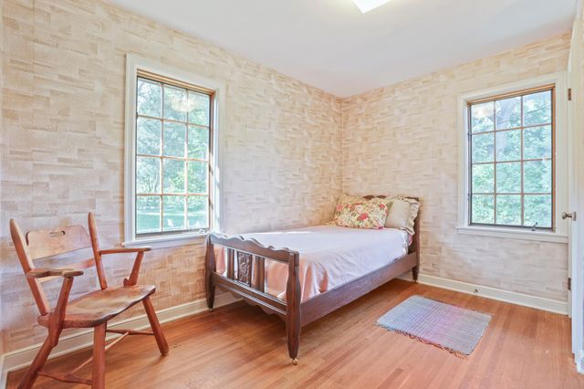1393 Keston Street, Saint Paul, MN 55108