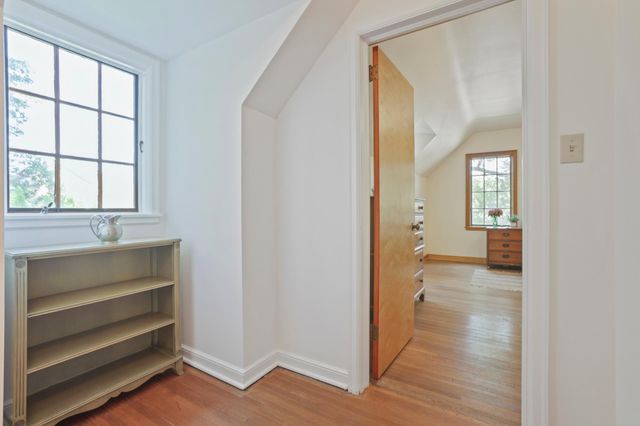 1393 Keston Street, Saint Paul, MN 55108