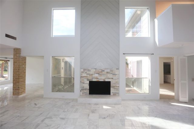 2210 Shadowbriar Drive, Houston, TX 77077