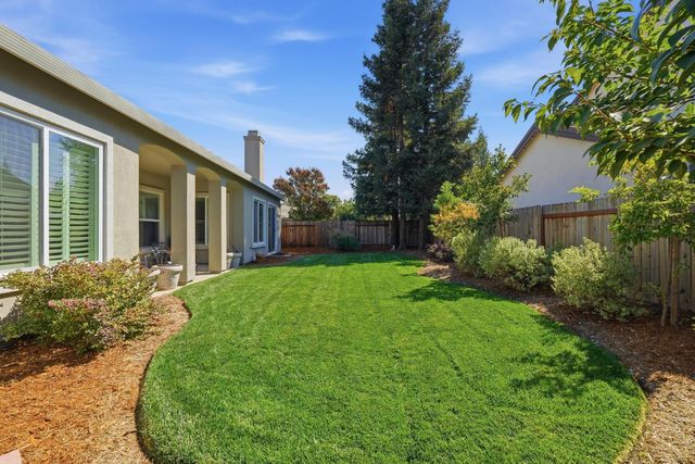 150 Rockmont Cir, Sacramento, CA 95835