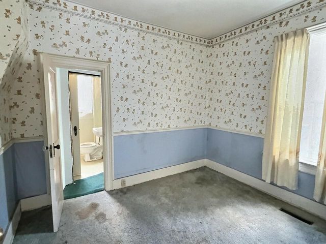 1833 MINNESOTA STREET, Oshkosh, WI 54902