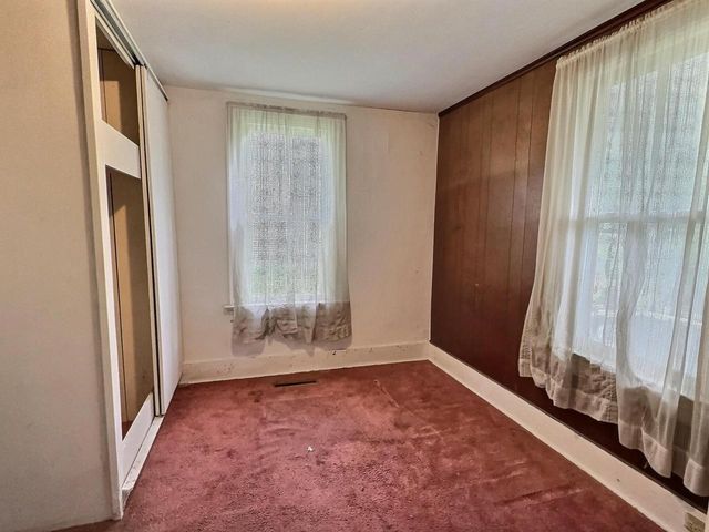 1833 MINNESOTA STREET, Oshkosh, WI 54902
