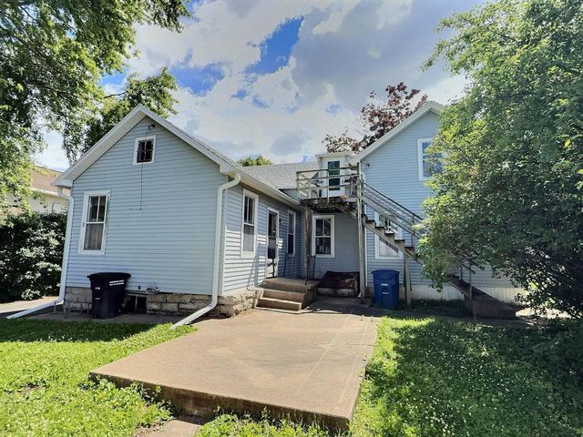 1833 MINNESOTA STREET, Oshkosh, WI 54902