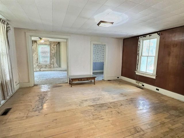1833 MINNESOTA STREET, Oshkosh, WI 54902