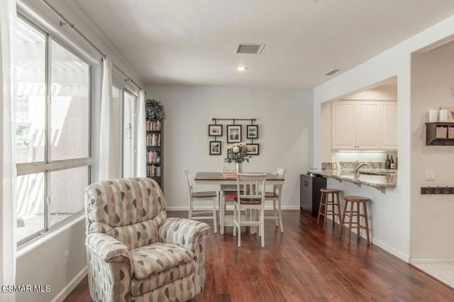 417 Zeno Way, Oak Park, CA 91377