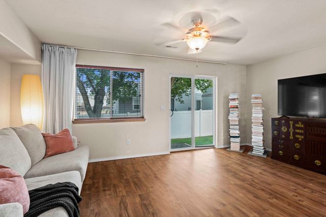 10725 E Broadway Ave, Spokane Valley, WA 99206