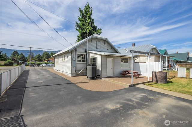 819 1st Street, Cle Elum, WA 98922