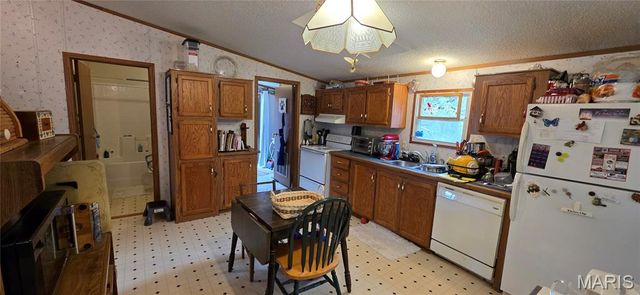 38 Trails, Chester, IL 62233