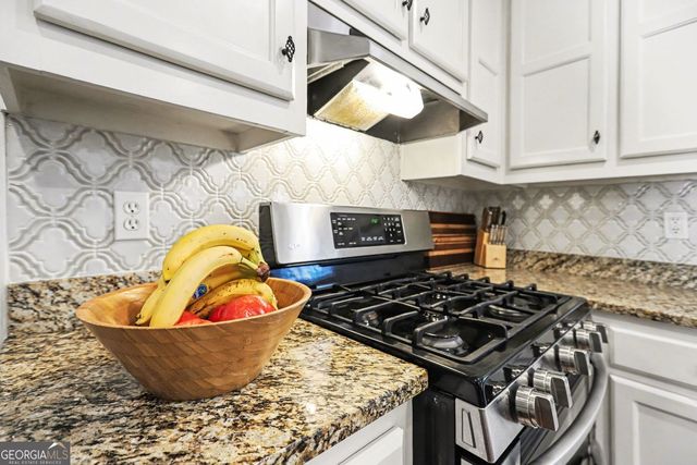 1925 Paddock Court, Lawrenceville, GA 30043