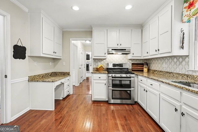 1925 Paddock Court, Lawrenceville, GA 30043