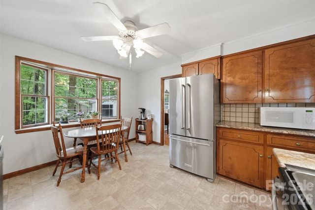 104 Laurelwood Drive, Morganton, NC 28655