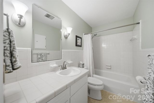 104 Laurelwood Drive, Morganton, NC 28655