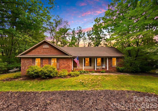 104 Laurelwood Drive, Morganton, NC 28655