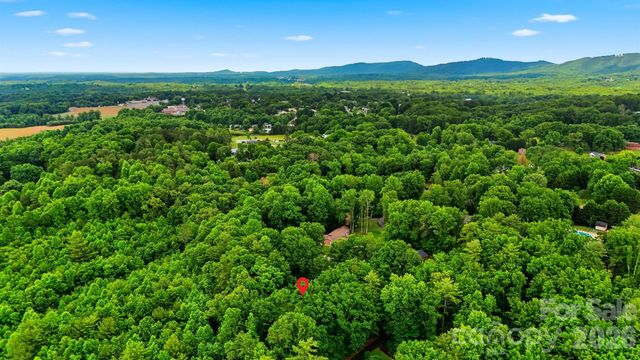 104 Laurelwood Drive, Morganton, NC 28655