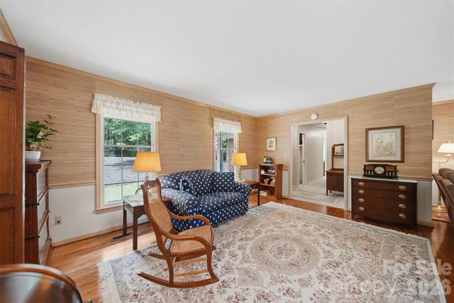 104 Laurelwood Drive, Morganton, NC 28655