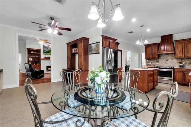 1636 N Woodland Forest Drive, Lake Charles, LA 70611