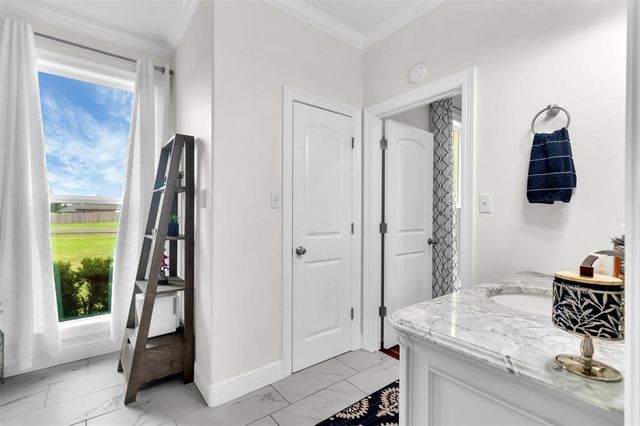 1636 N Woodland Forest Drive, Lake Charles, LA 70611