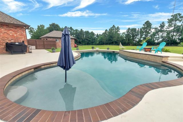 1636 N Woodland Forest Drive, Lake Charles, LA 70611